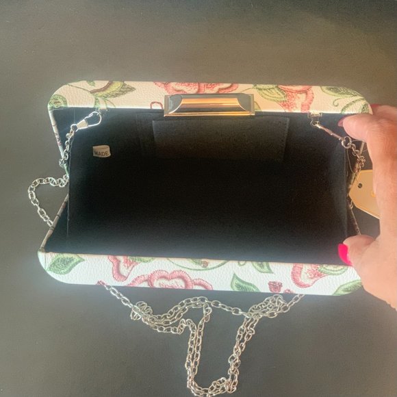 Floral Crossbody Bag with Chain Strap - Picture 7 of 9